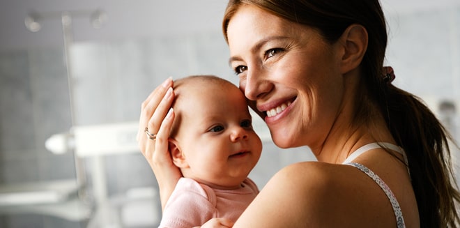 Dermatologische Pflege für Baby und Kinderhaut