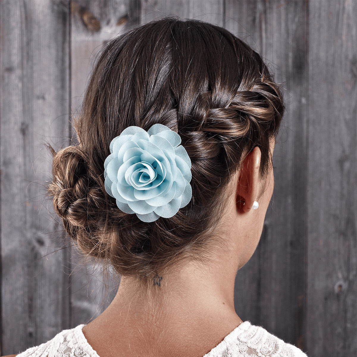 Stoffblume aus feinem Stoff auf Clip, mint