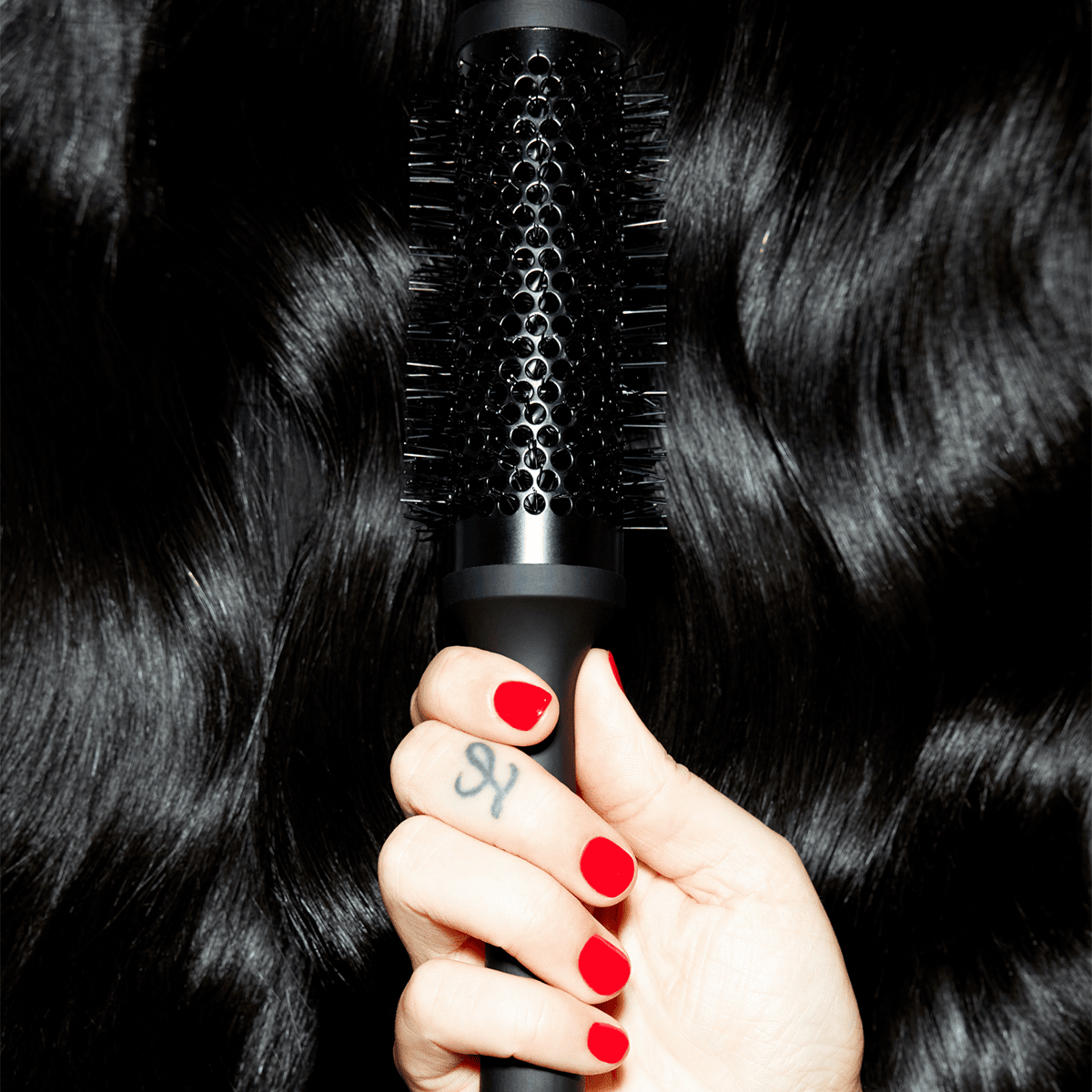 The Blow Dryer (size 2) Brush