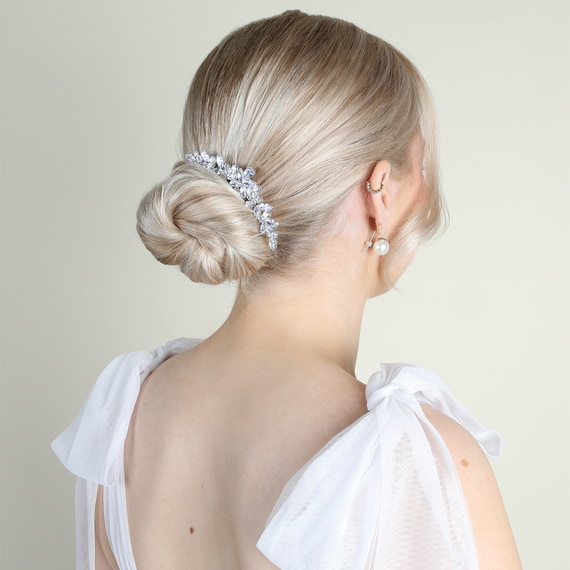 Fiori Con Strass Su Pettinino Per Capelli