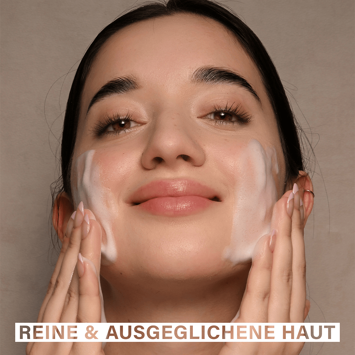 Soothing Cleansing Foam
