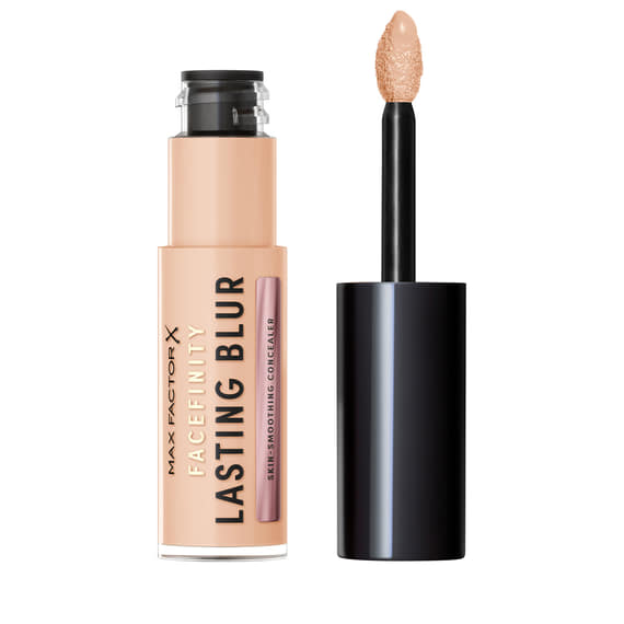 Facefinity Lasting Blur Concealer 