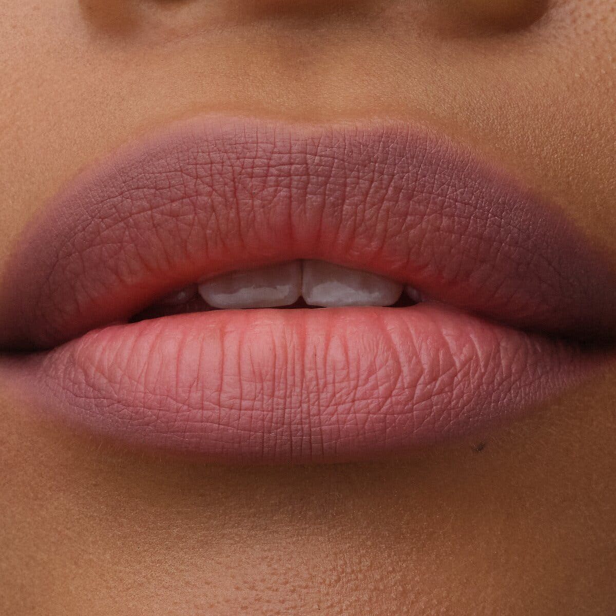 Blur-Real Lip Shaper - 010 Sharp