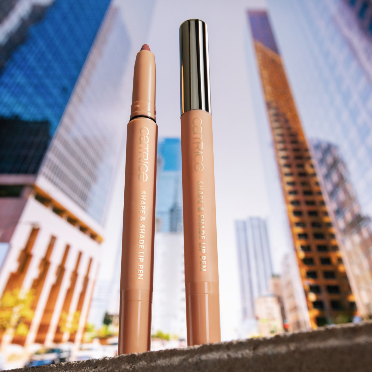 Shape & Shade Lip Pen - C02 City Lines