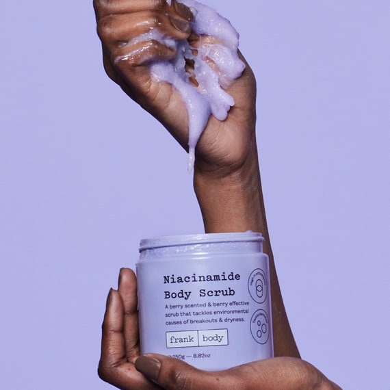Niacinamide Body Scrub