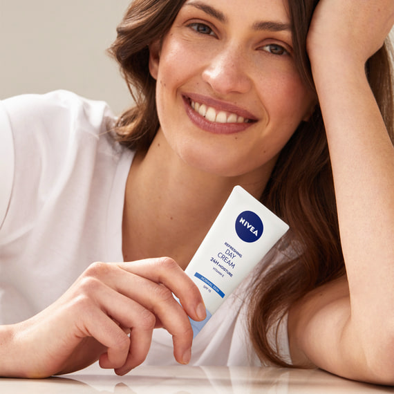Erfrischende Tagescreme SPF15