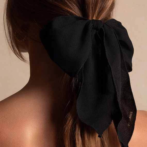 French bow Black