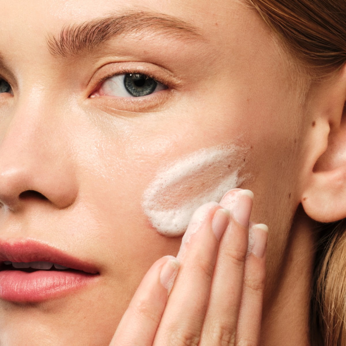 Checks and Balances Sensitive Foaming Cleanser