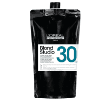 Blond Studio Platinium Nutri-Développeur 9%