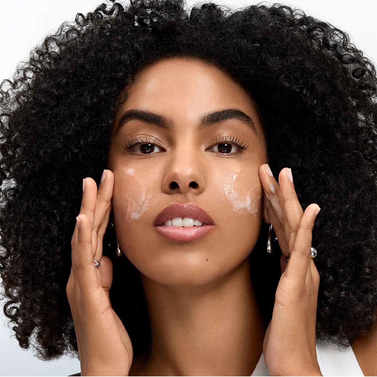 Génifique Repair Cleanser
