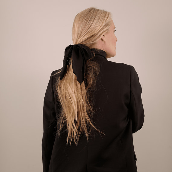 French bow Black