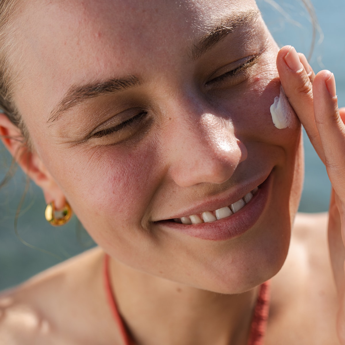 Face Hydrating Anti-Aging Fluid SPF30