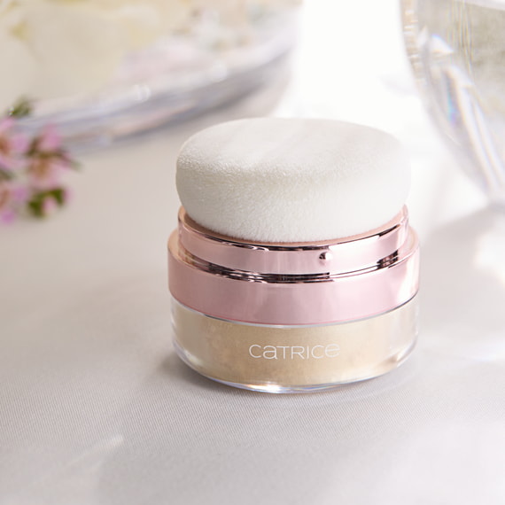Glitter Dream Cushion - C01 Champagne Showers