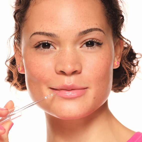 Glass Shine Plumping Lip Filler