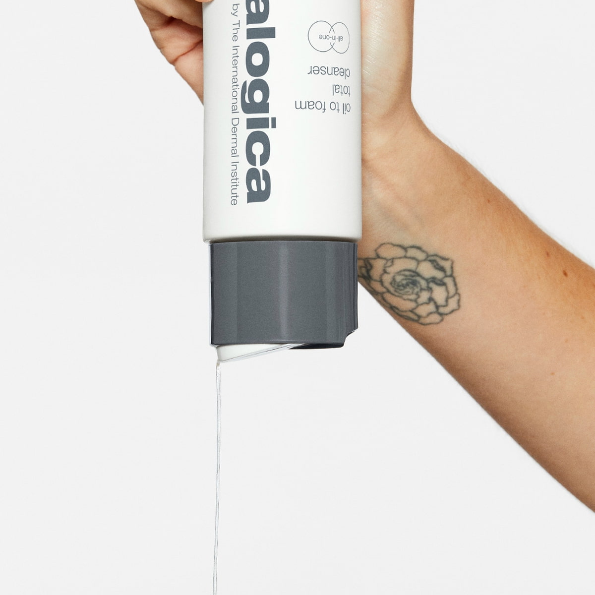 Oil to Foam Total Cleanser