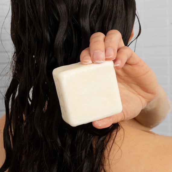 Conditioner bar nourishing pear & amber