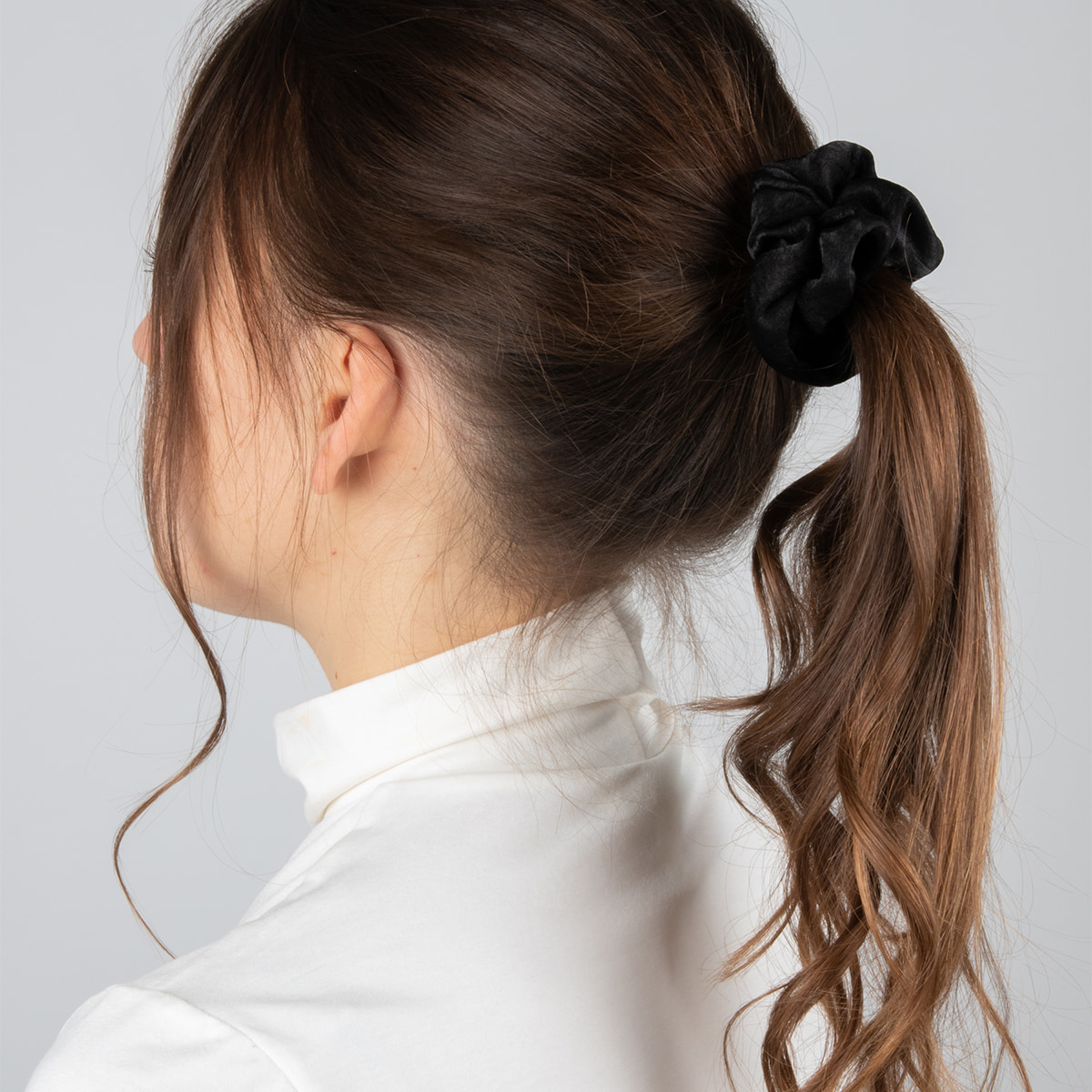 Scrunchies plain and in leo print, with bow