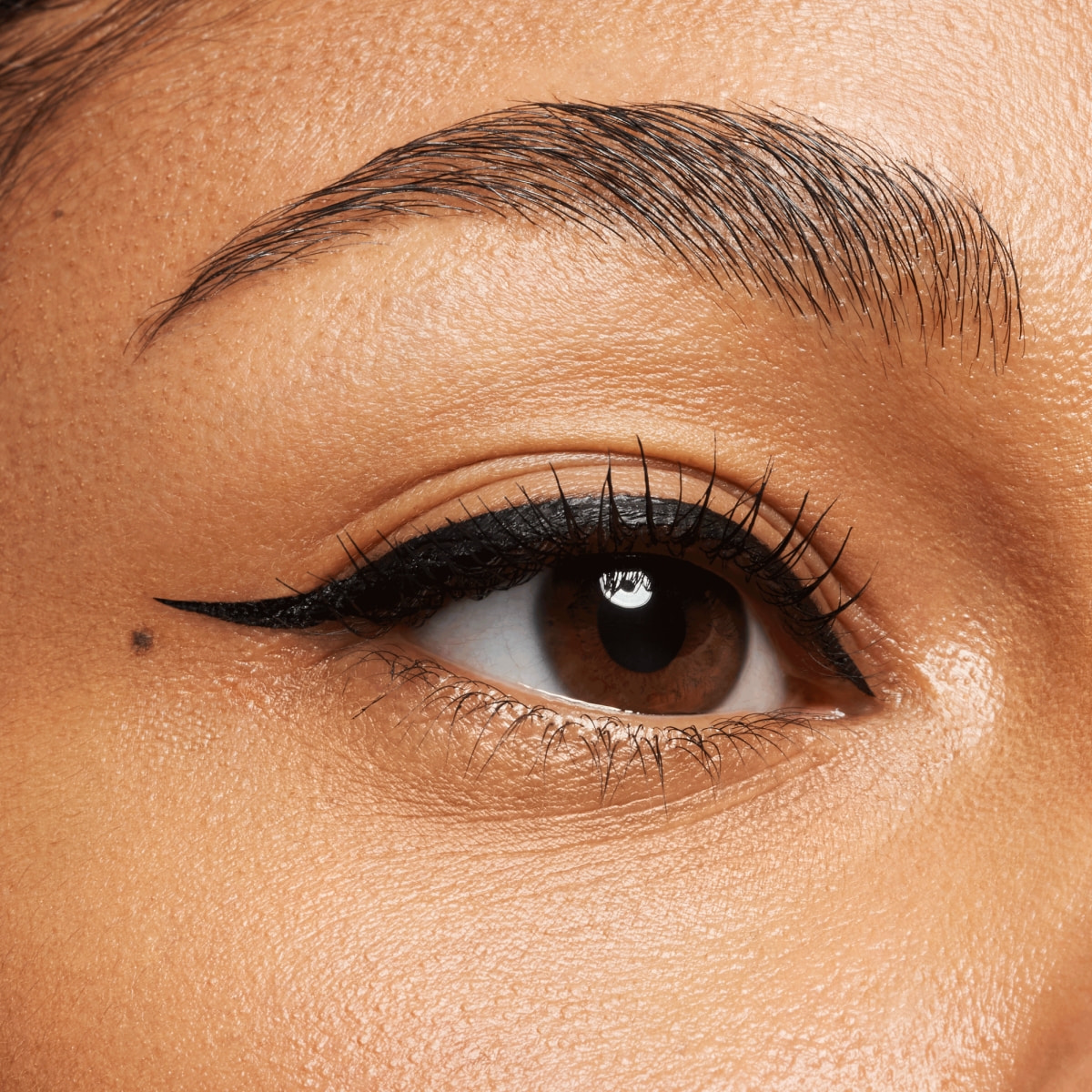Ink Eyeliner Waterproof 010 Stay in Black