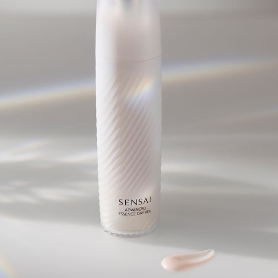 Advanced Essence Day Veil
