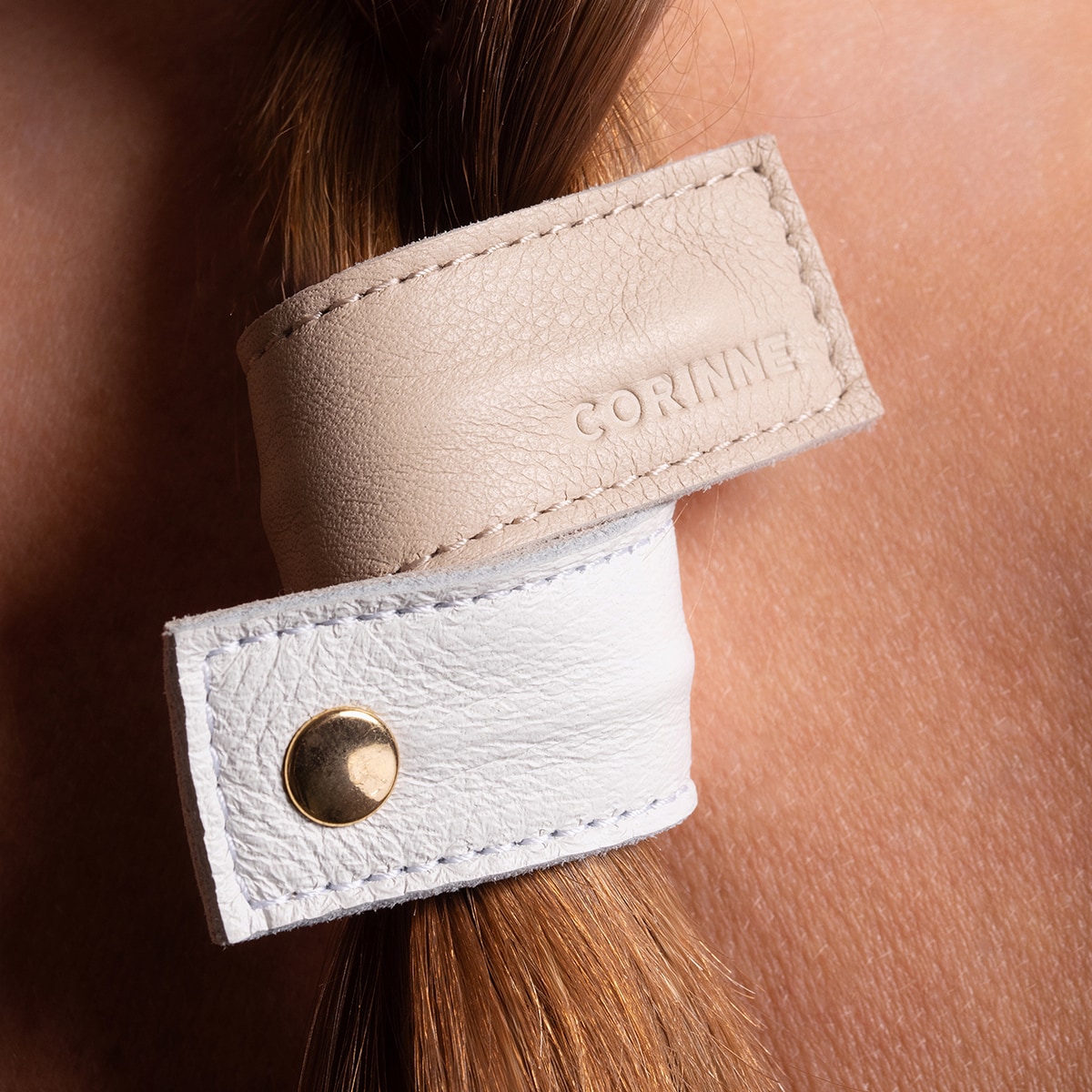 Leather Band Short Bendable two-colored White / Cream