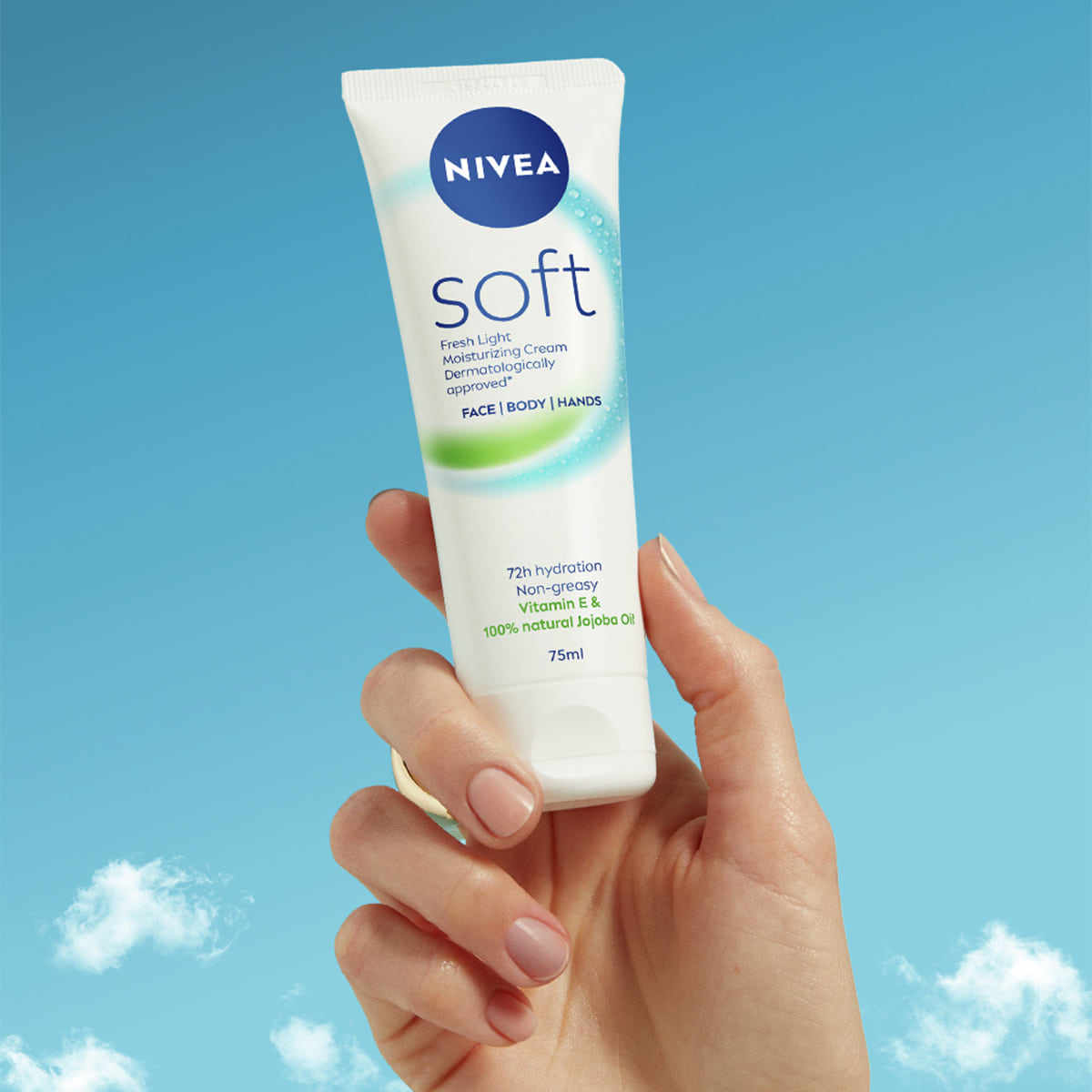 Soft Refreshing Moisturizing Cream Tube