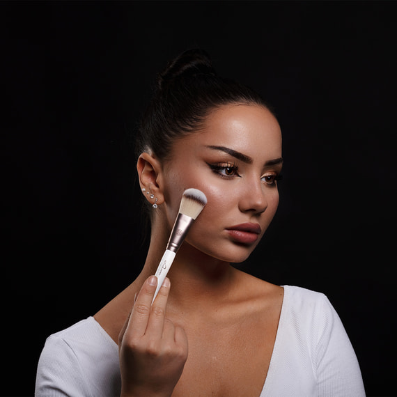 Prime Vegan 216 Full Face Brush - Elegance