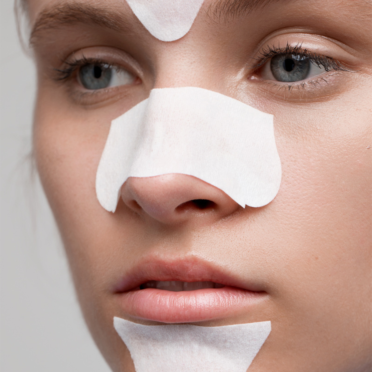 Clear-up Strips Affinant la Peau