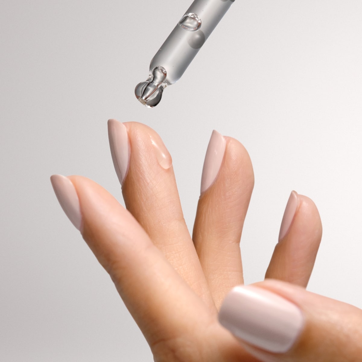 Gouttes hydratantes pour le cuir chevelu