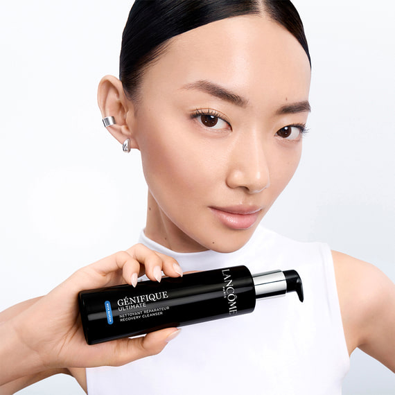 Génifique Repair Cleanser