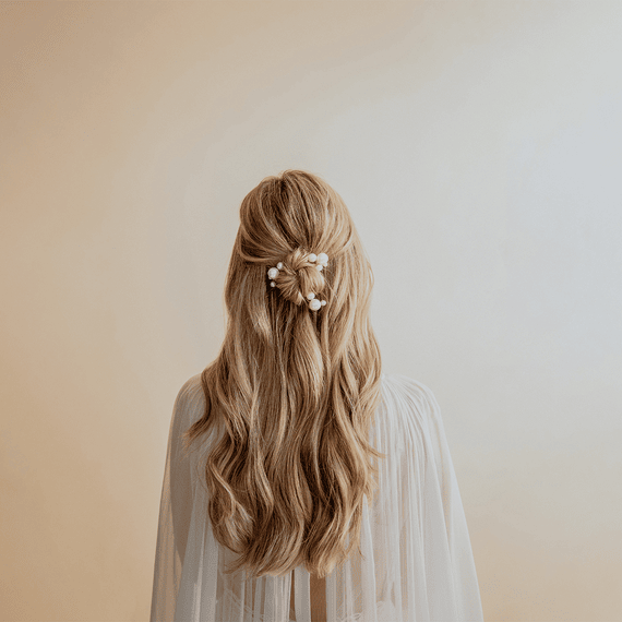 Epingles à cheveux avec cinq perles, argent, ivoire, 5 pièces