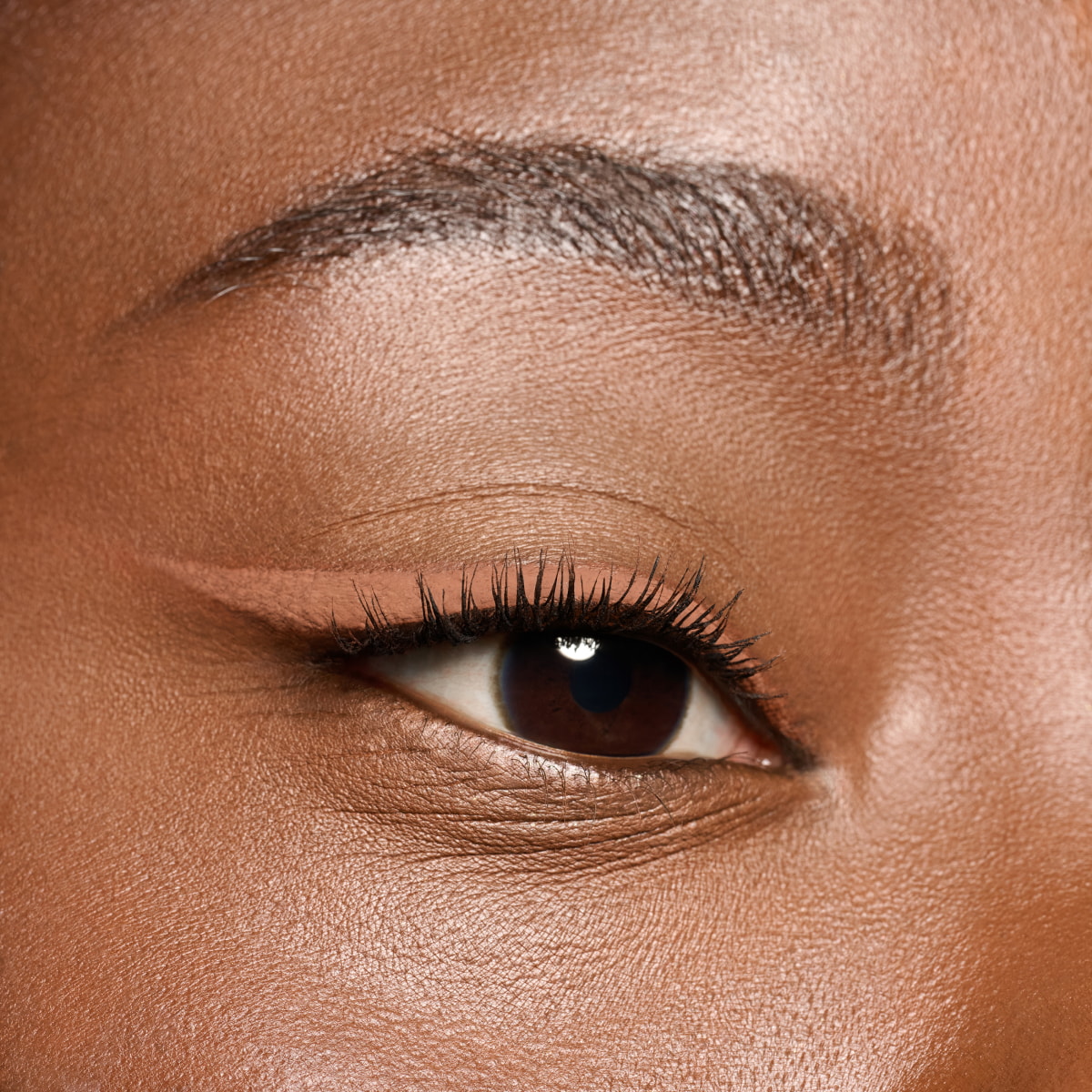 Liquid Eyeliner - 05 Chocolate Brown