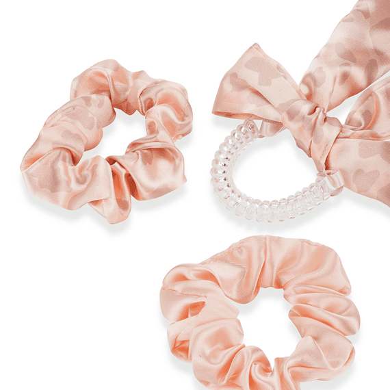 Twisted elastic with ribbon and a double-pack of scrunchies, plain and in leopard print, pink