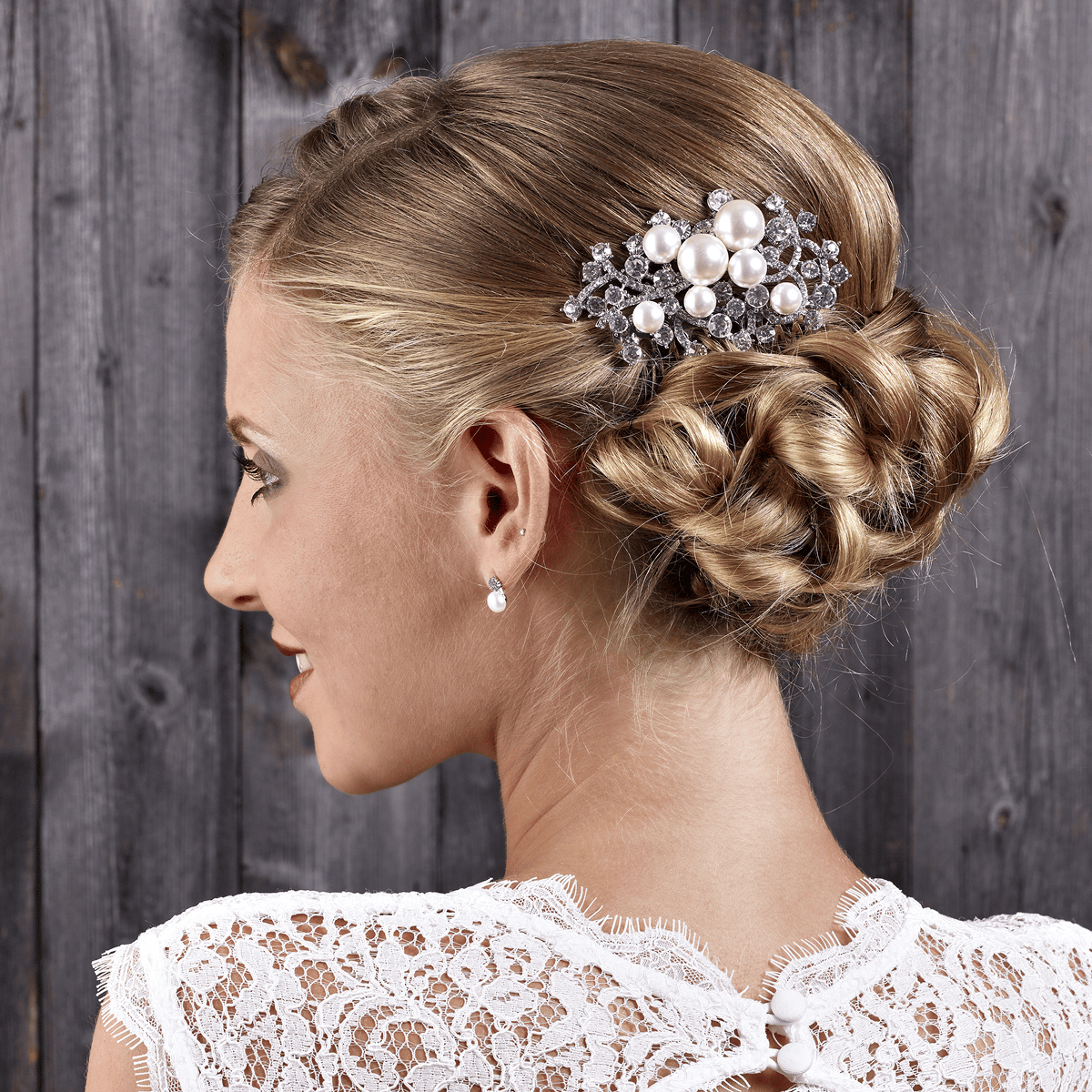 Hair comb vintage style with pearls and strass