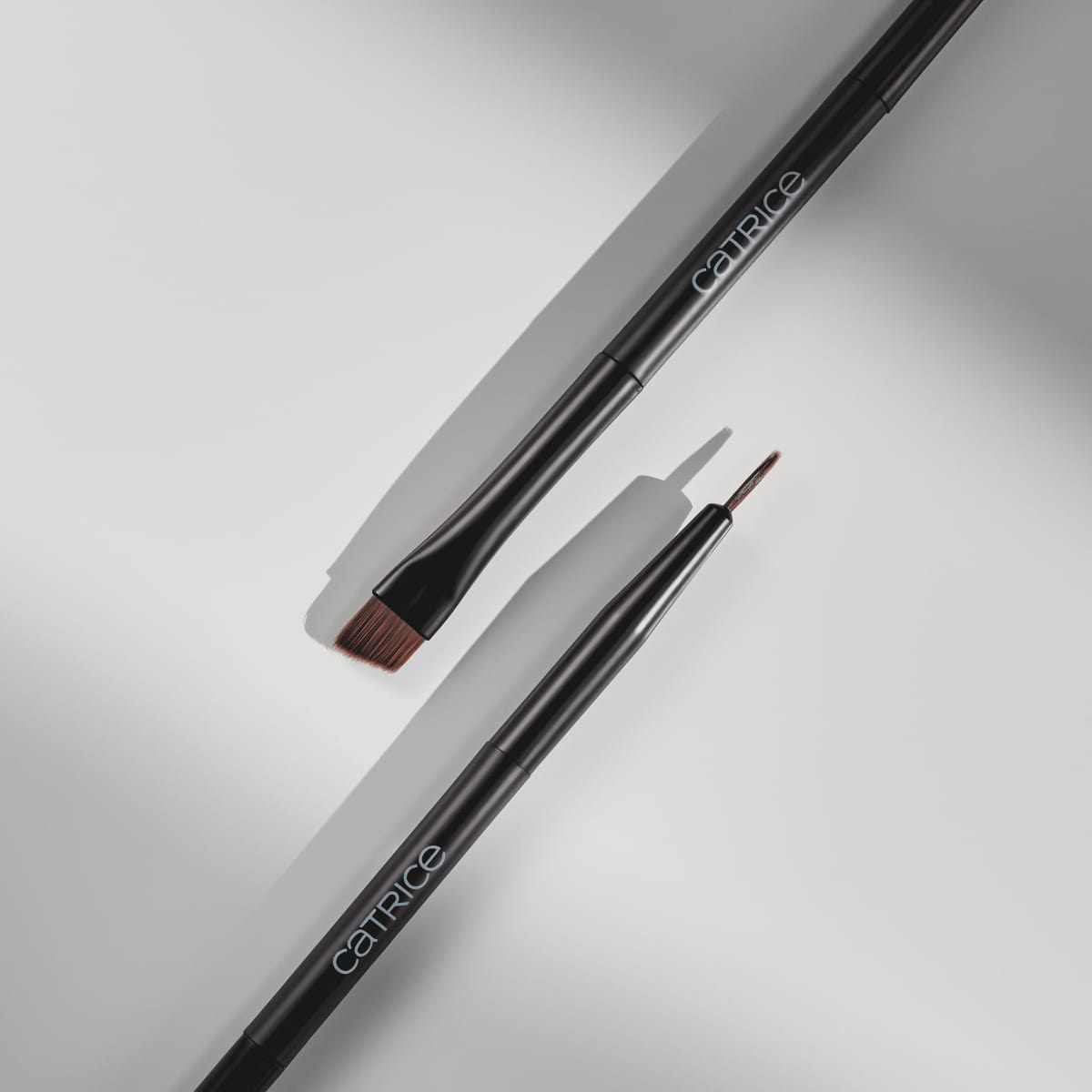 Magic Perfectors Eyeliner Brush
