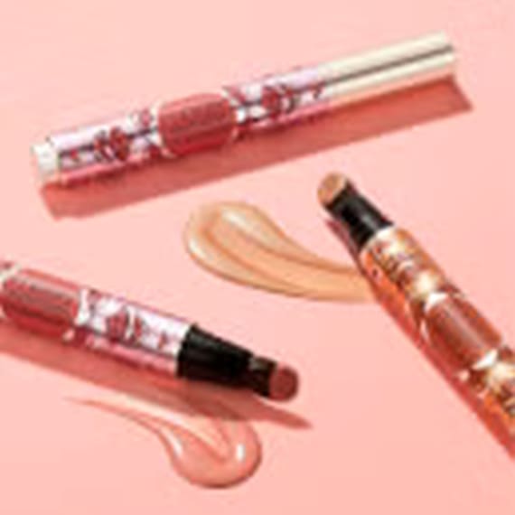 Brigtening CC Liquid Blush