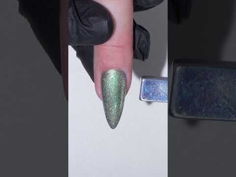 Mermaid Revolt Cat-Eye Gel-Nagellack