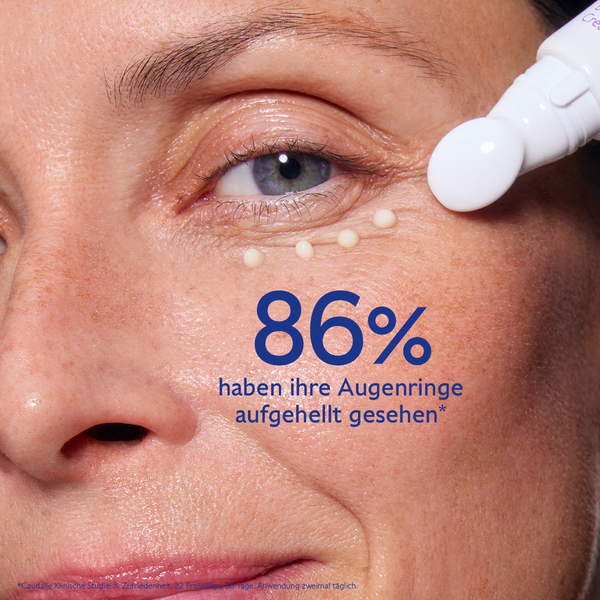 Aufhellende Augenpflege