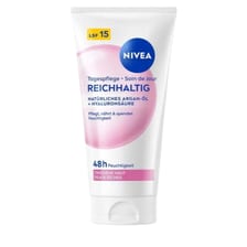 Reichhaltige Tagescreme SPF15