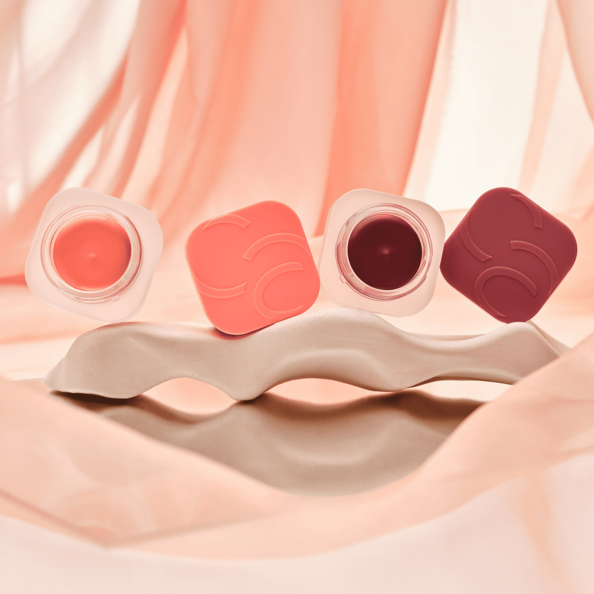 Velvet Pudding Blurring Blush