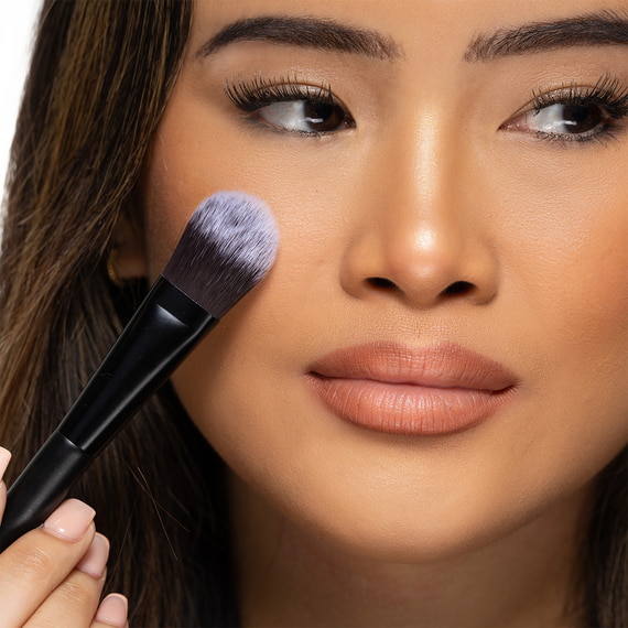 No. 1 Foundation Brush
