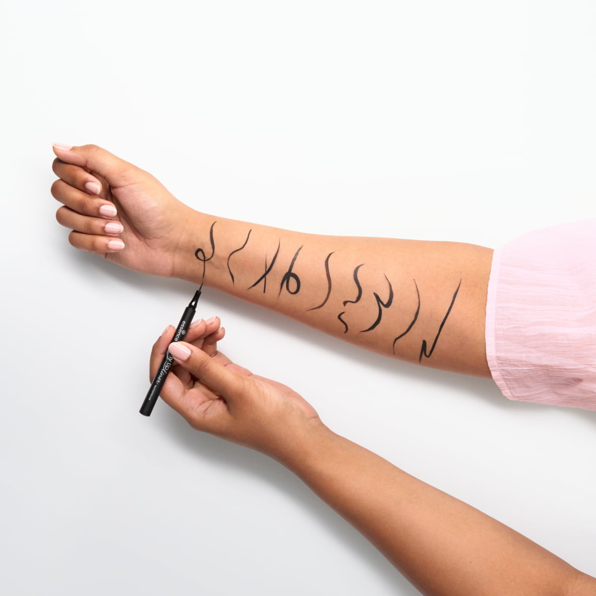 Tiny Tip Liner Waterproof - 01 Deep Black