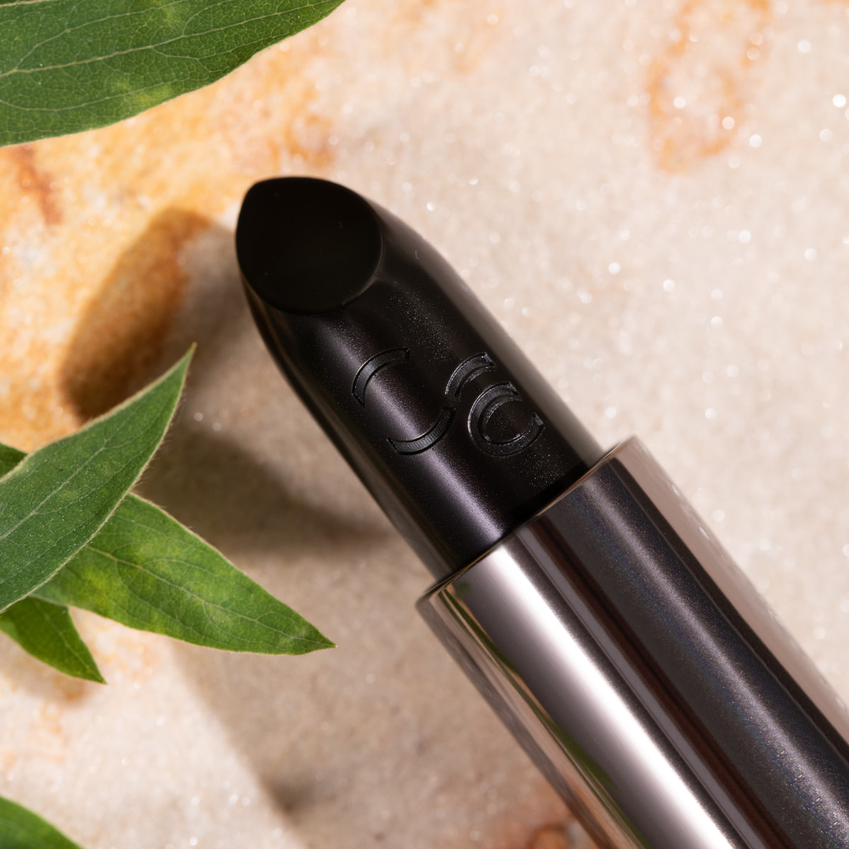Dark Ruby Glow Lip Balm - 010 Fiery Temptation
