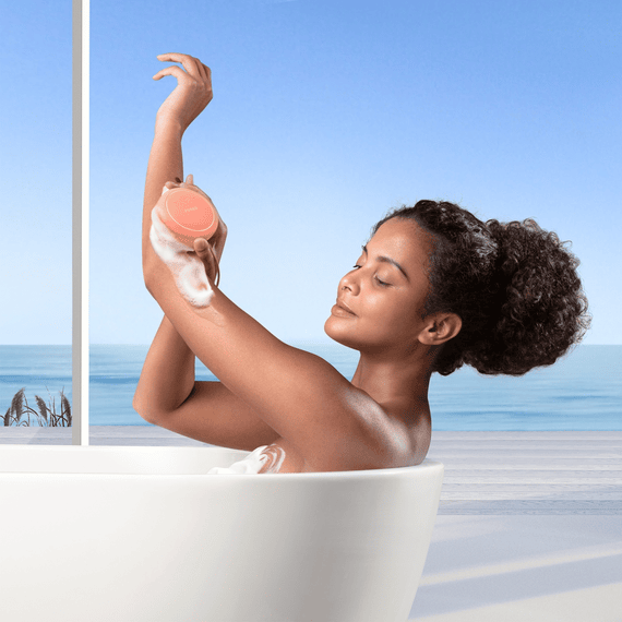 LUNA 4 body Peach Perfect