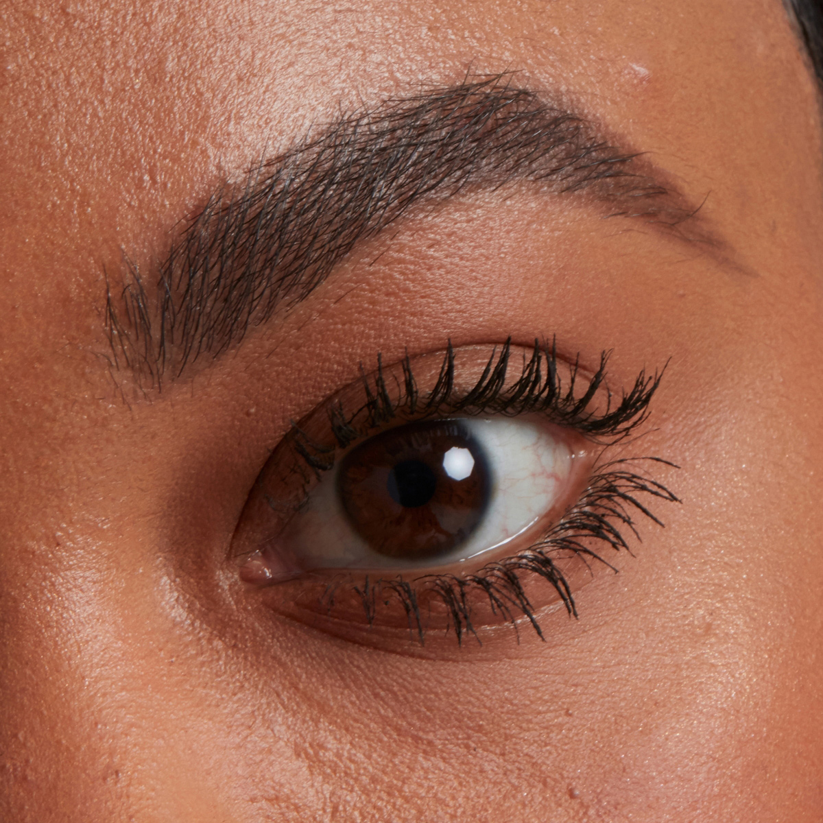 On The Rise Lash Booster Grey