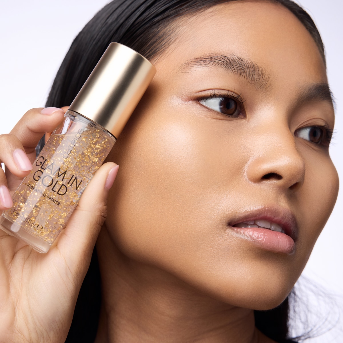 Glam In Gold Hydrating Primer - 010 Oh My Goldness