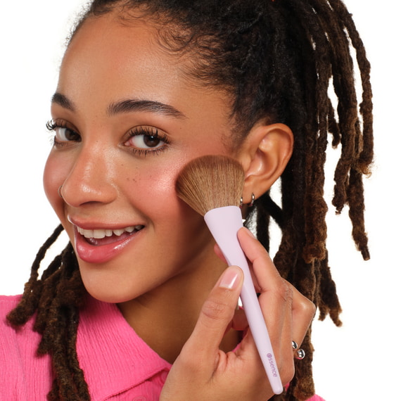 Powder Brush - 01 Powdered Perfection