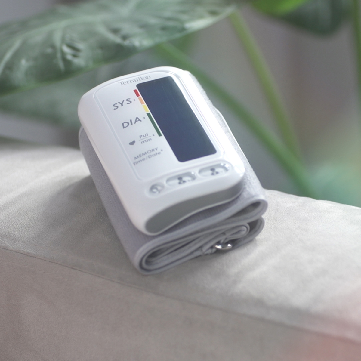 Tensio Bras connected arm blood pressure device