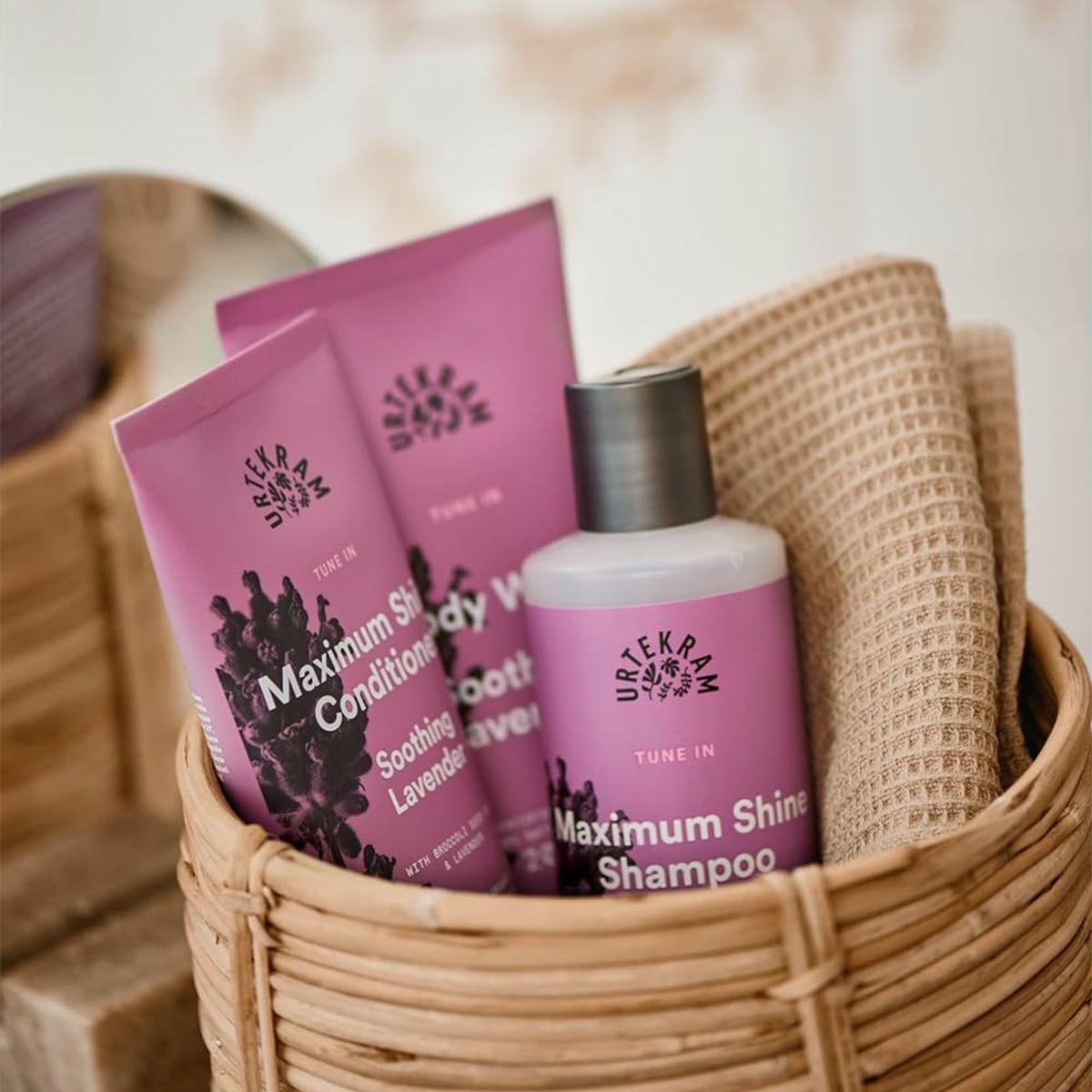 Soothing Lavender Maximum Shine Conditioner