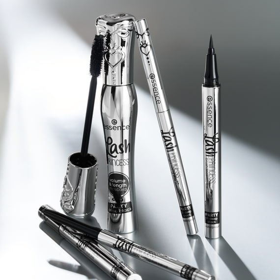 Lash Princess Brush Liner Party - 01 Deep Black Waterproof