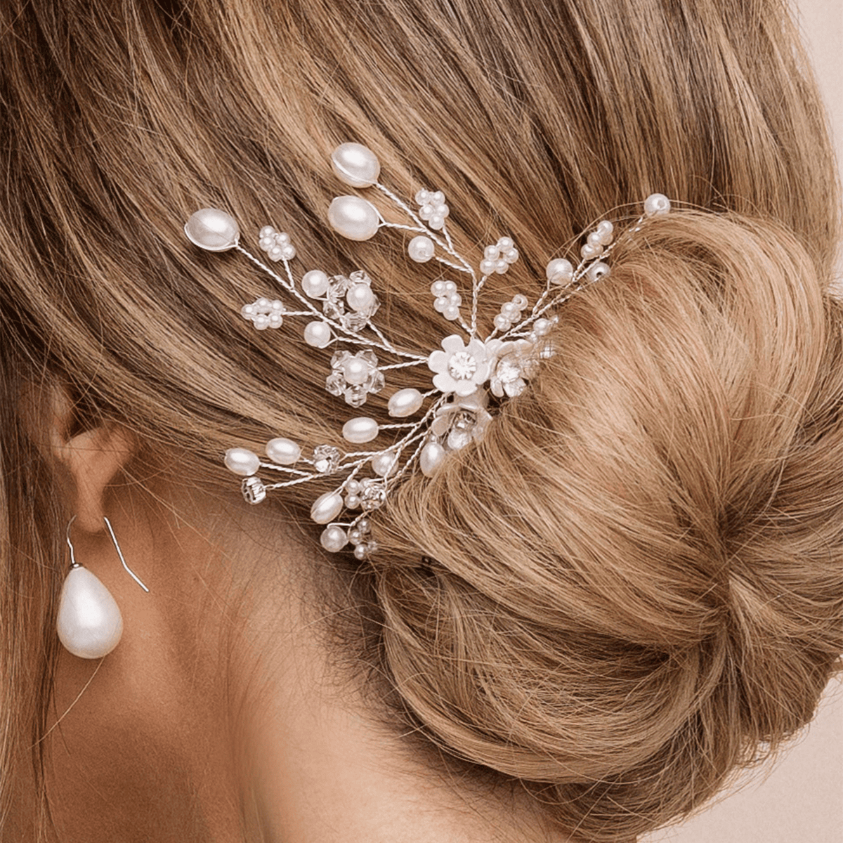 Epingle à cheveux avec perles et pierres, coloris argenté